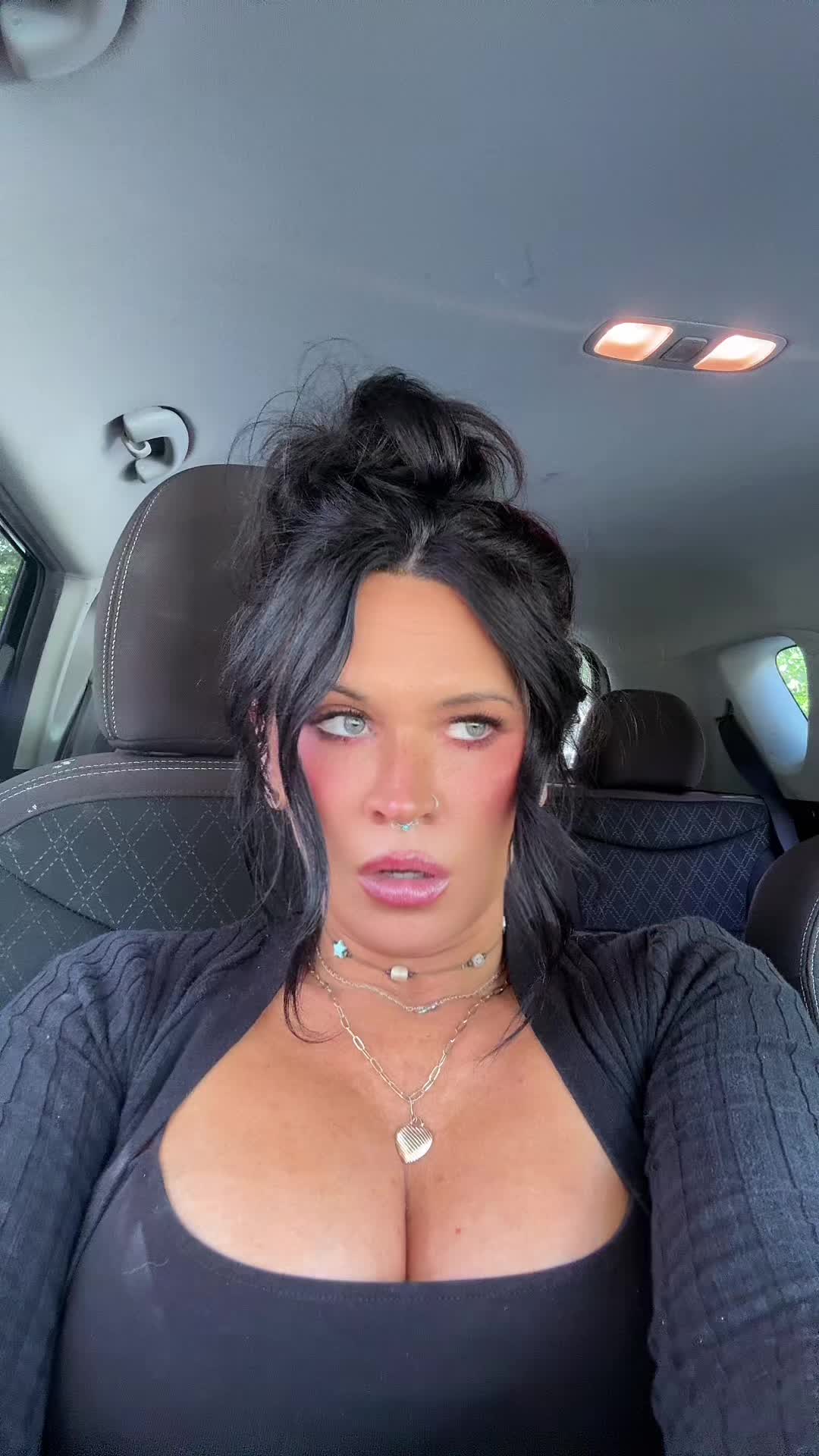 @Chelsea Grey Collins