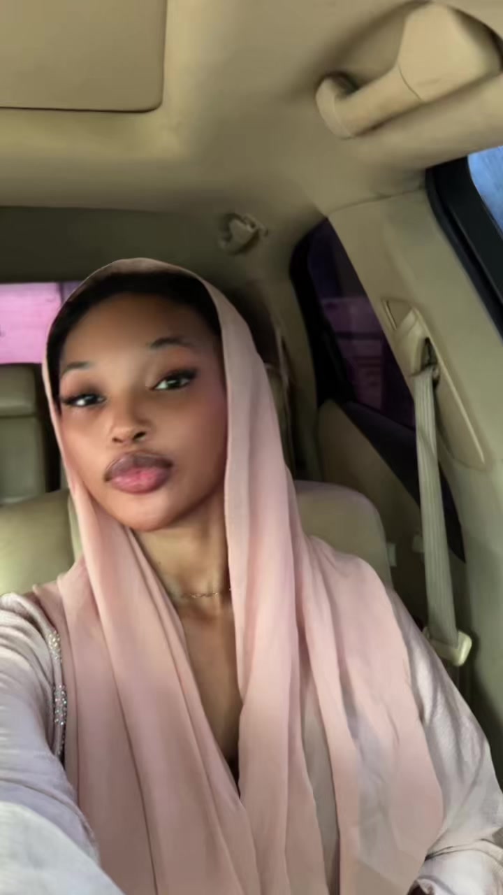 @𝑀𝑒𝑒𝓃𝒶𝒽🫧🎀