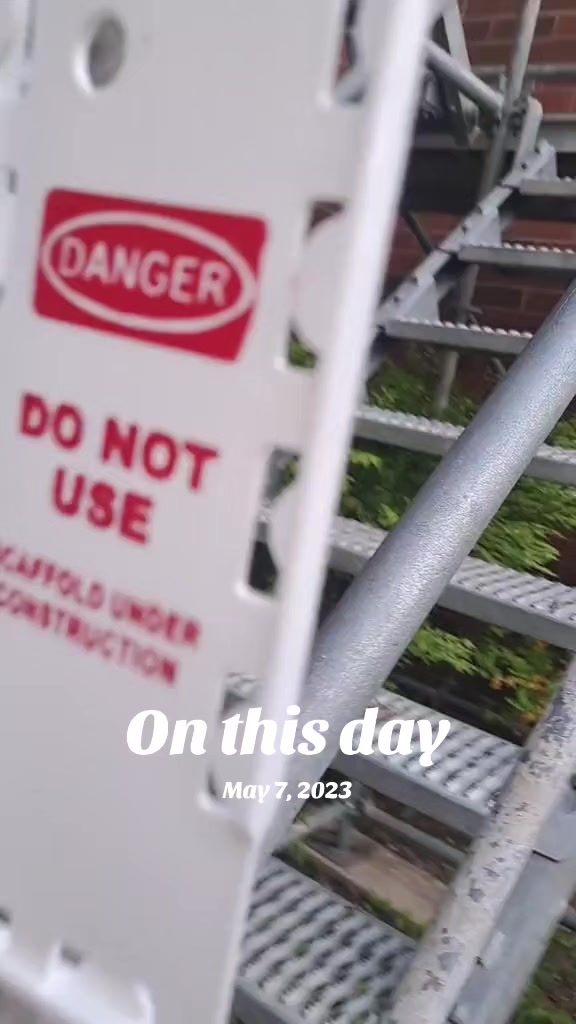 @DirtyRoofersUnion