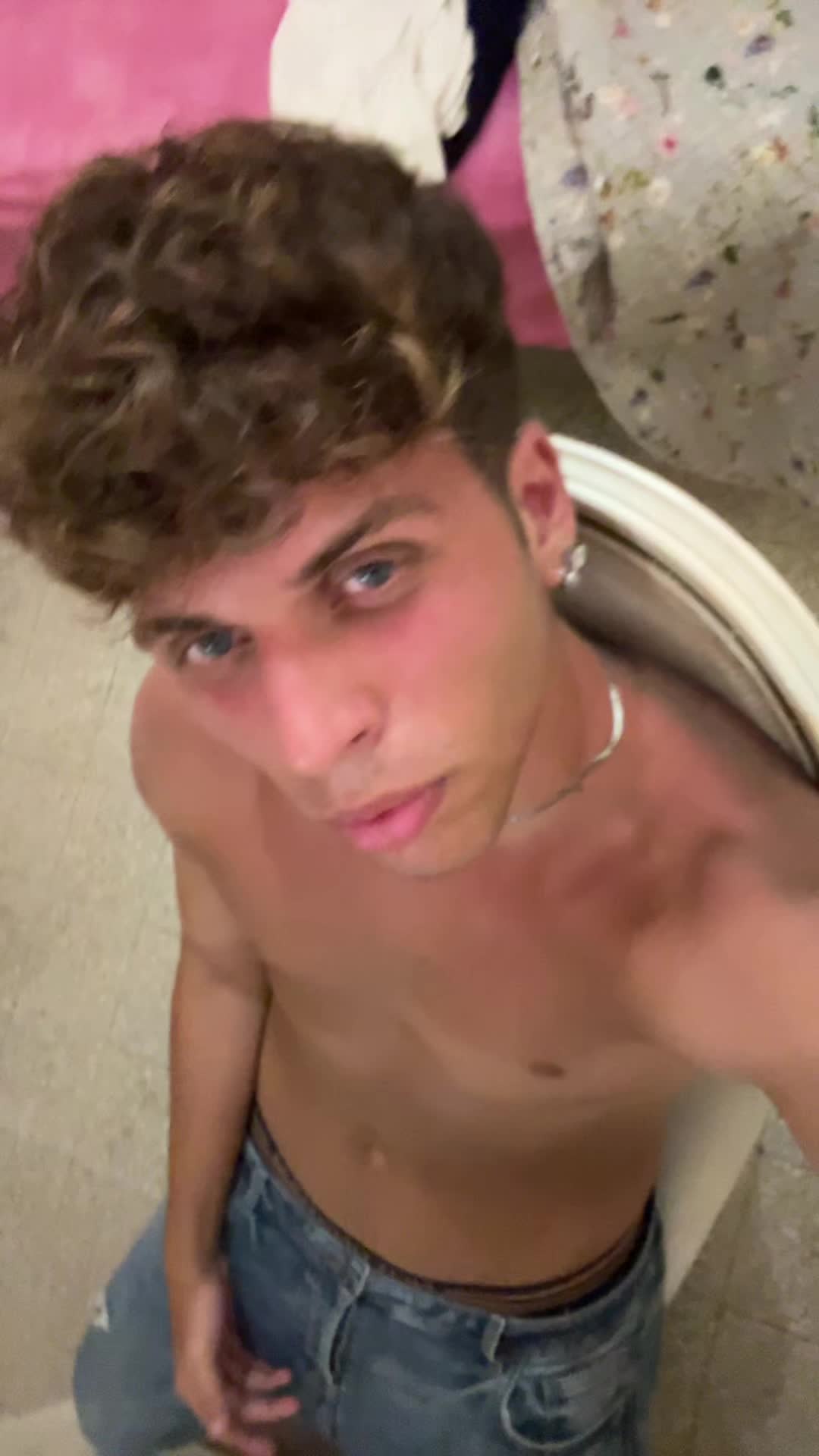 @Giancarlo Lara