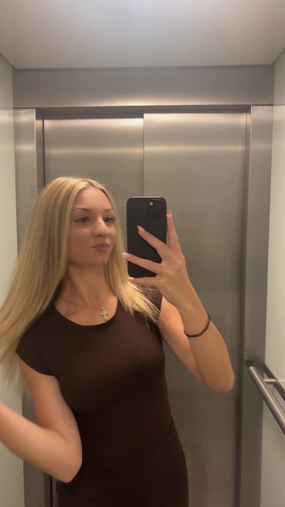 @SofiLifts