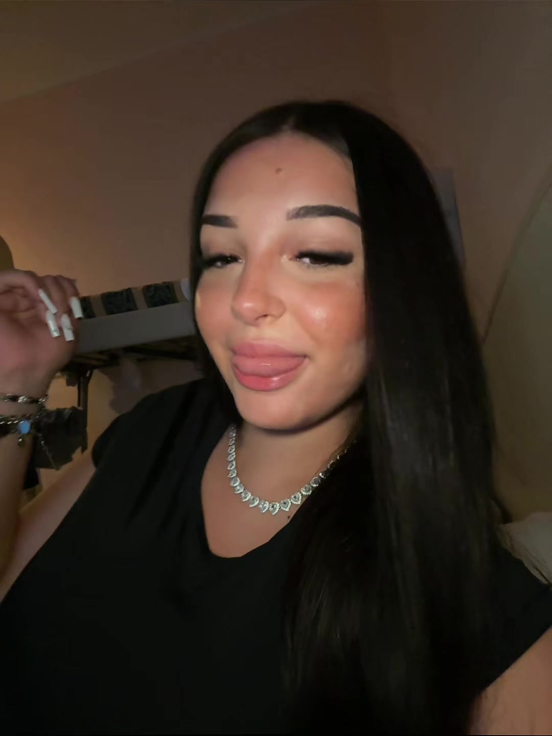 @𝑹𝑮
