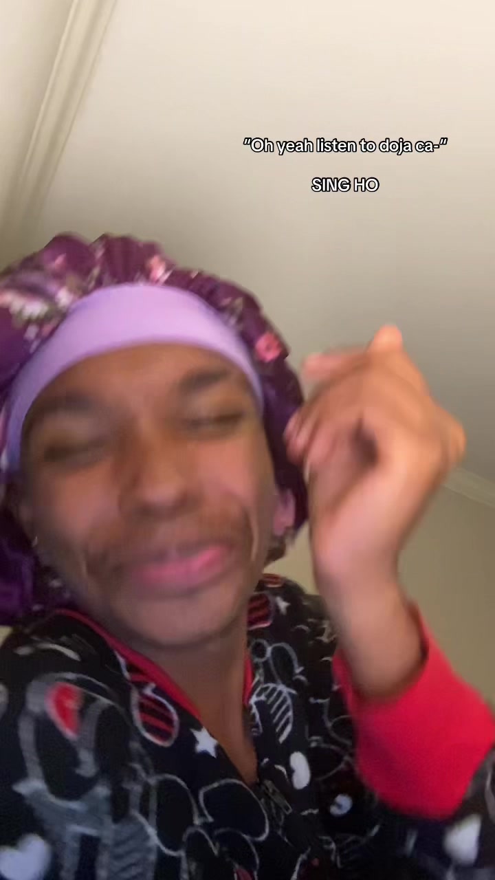 @yendis_hq