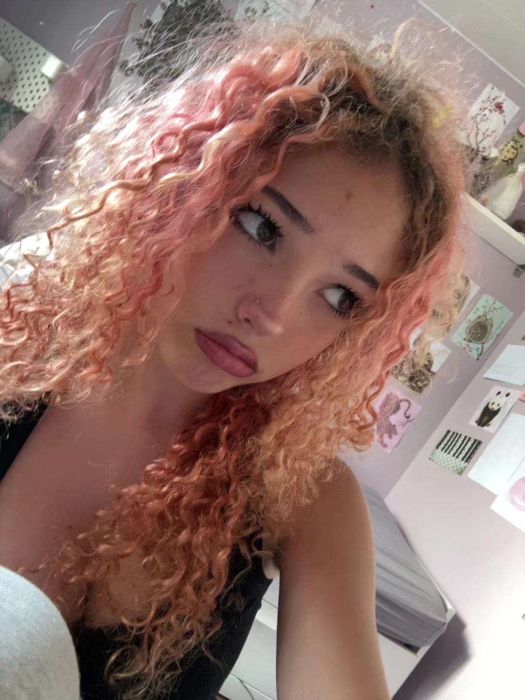 @Pinkie 🧁