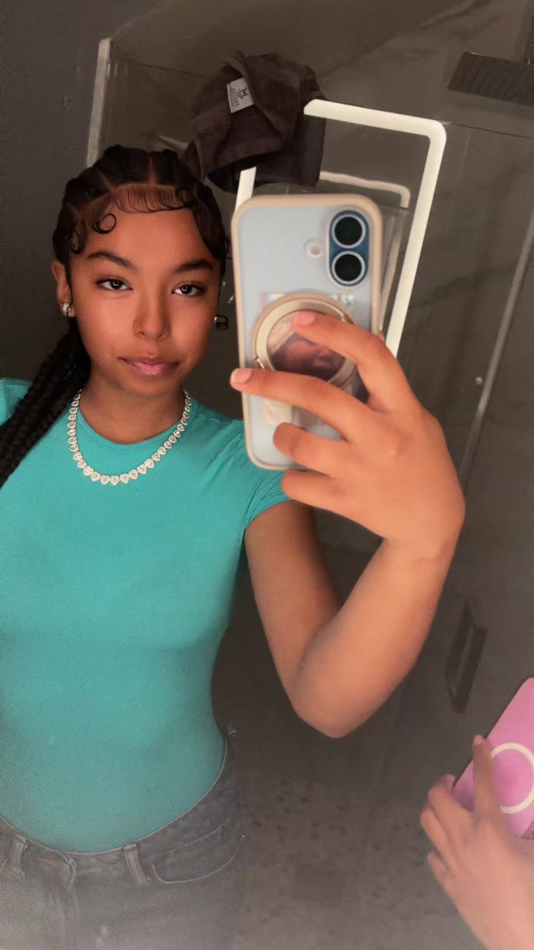@𝓑𝓪𝓭𝓚𝓲𝓭𝓫𝓮𝓵𝓵𝓪