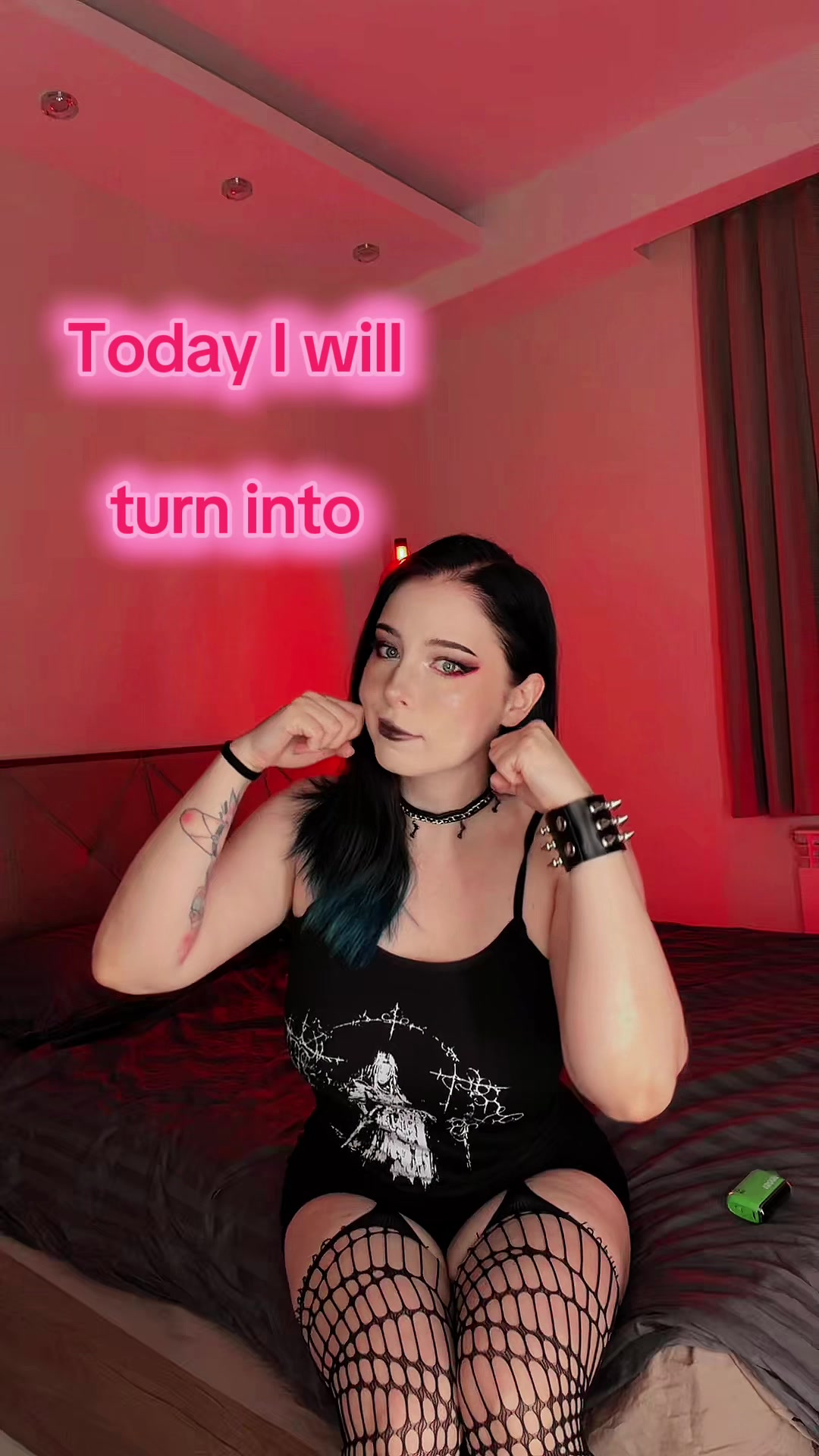 @Mollyredwolf