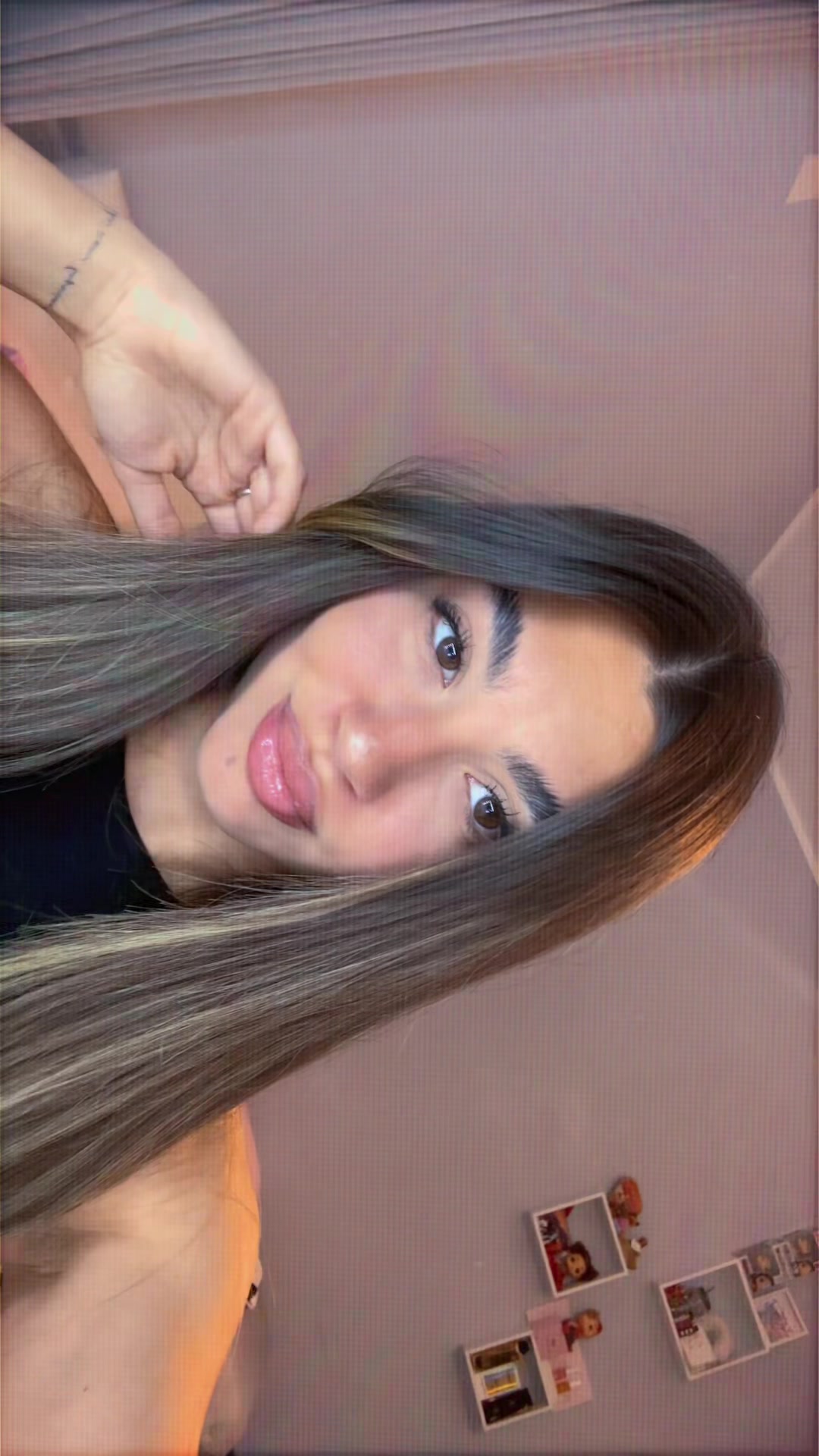 @𝒩𝑜𝑒𝓂𝒾