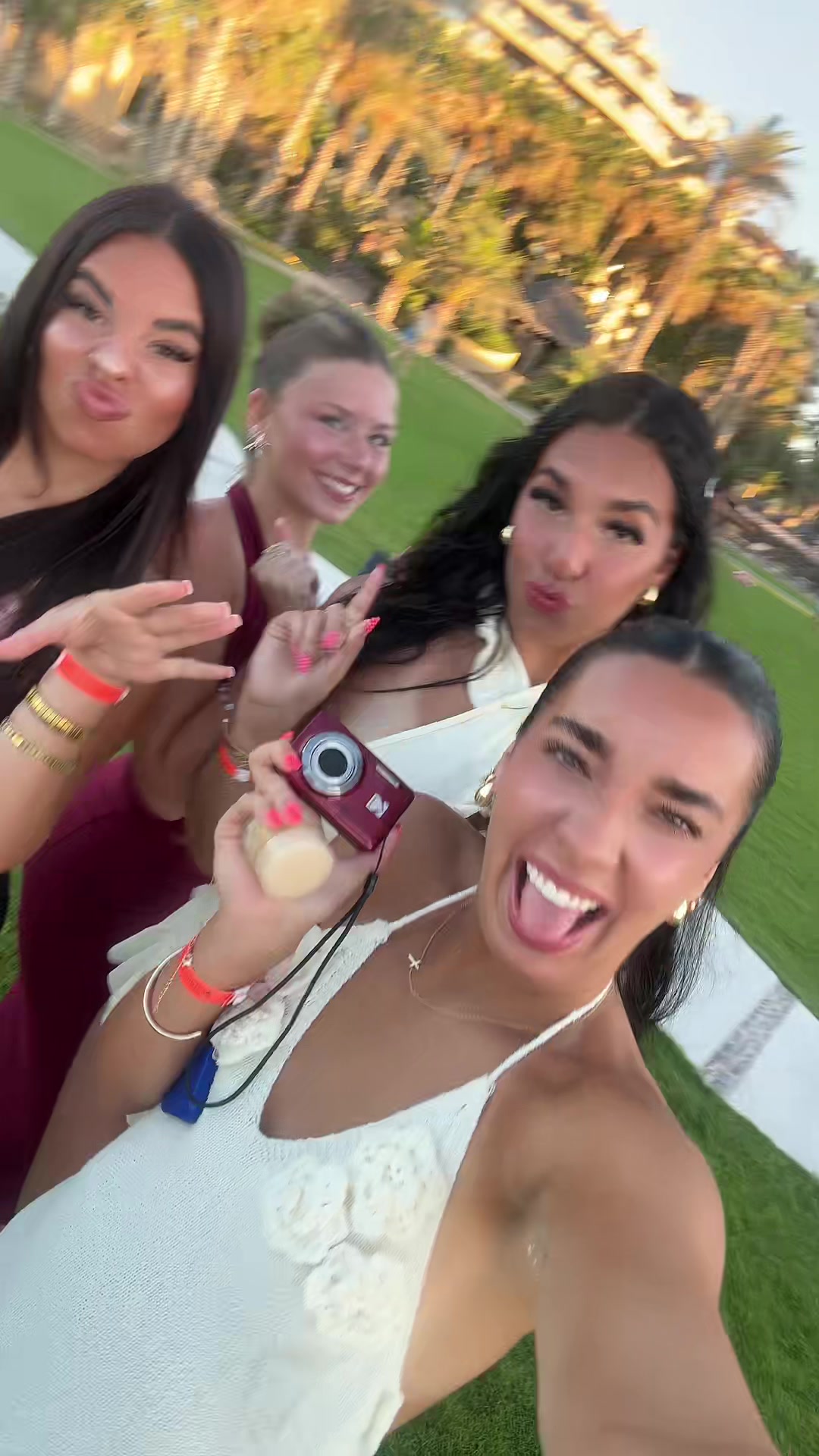 @Alexarae