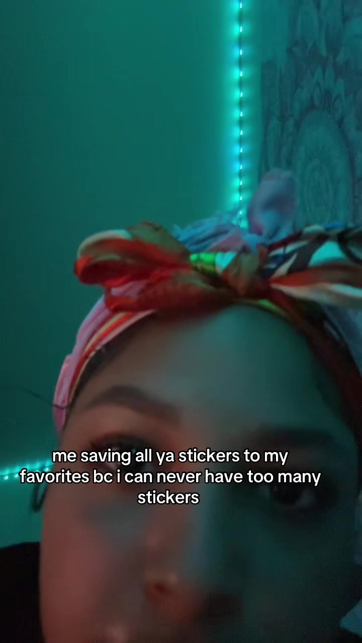 @nicole