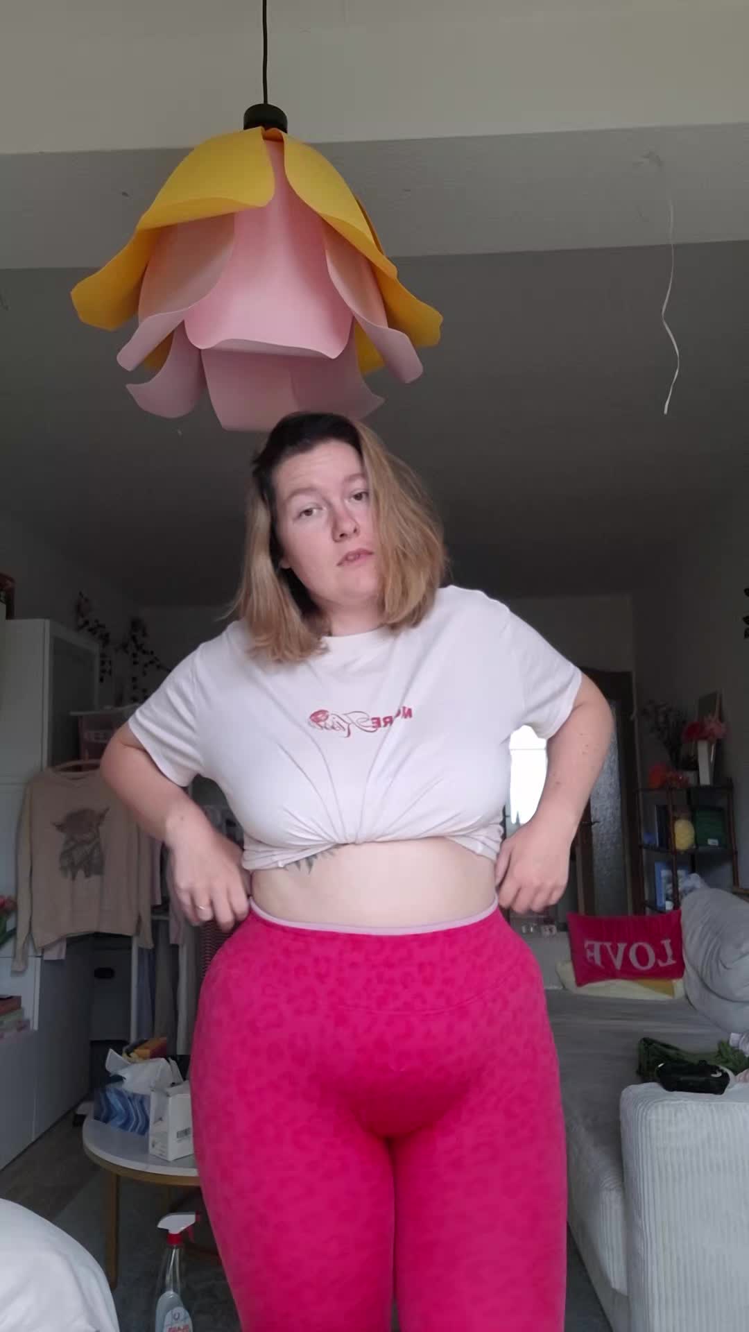 @vivienhrtl🌼