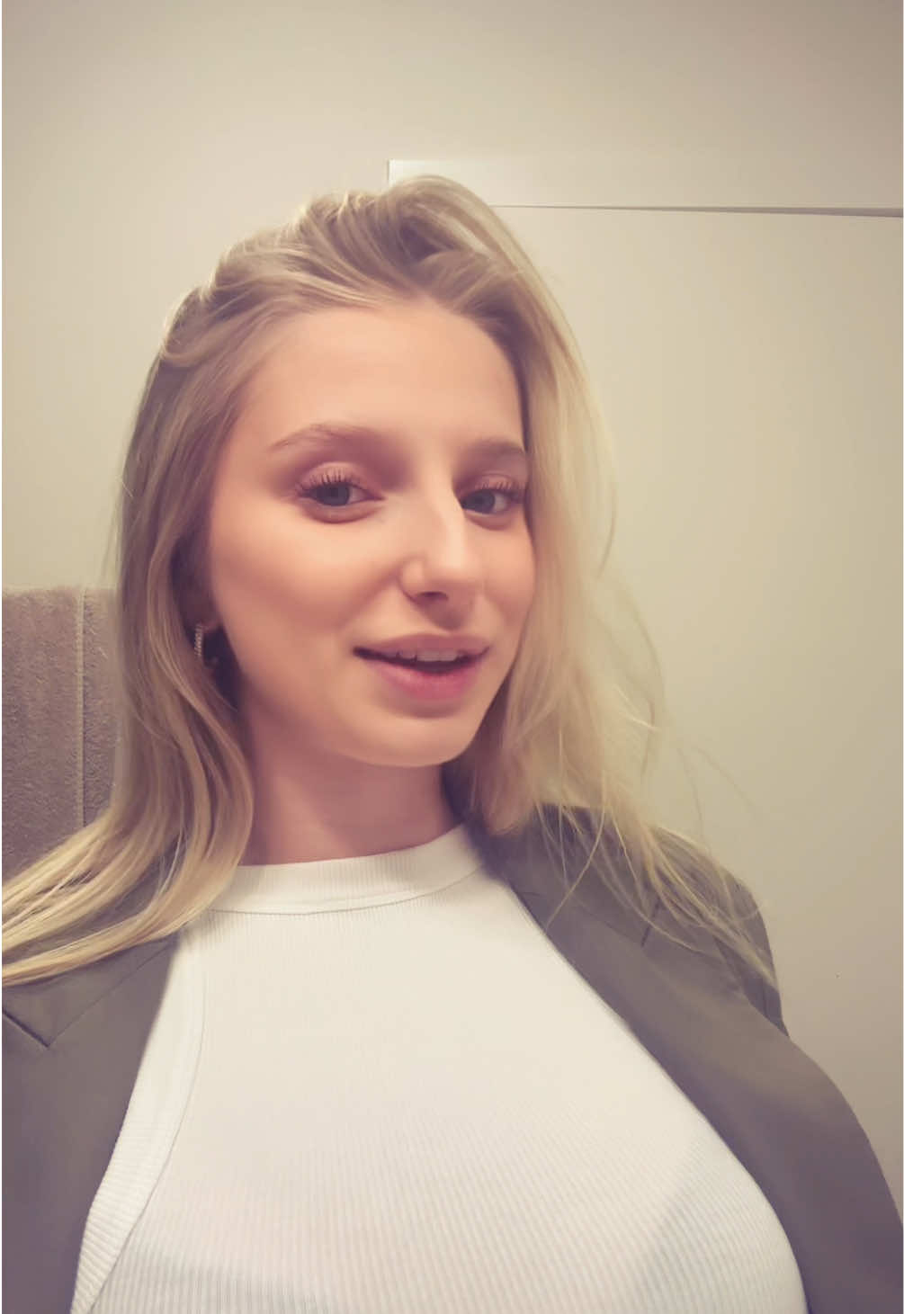 @Naya Vandecauter