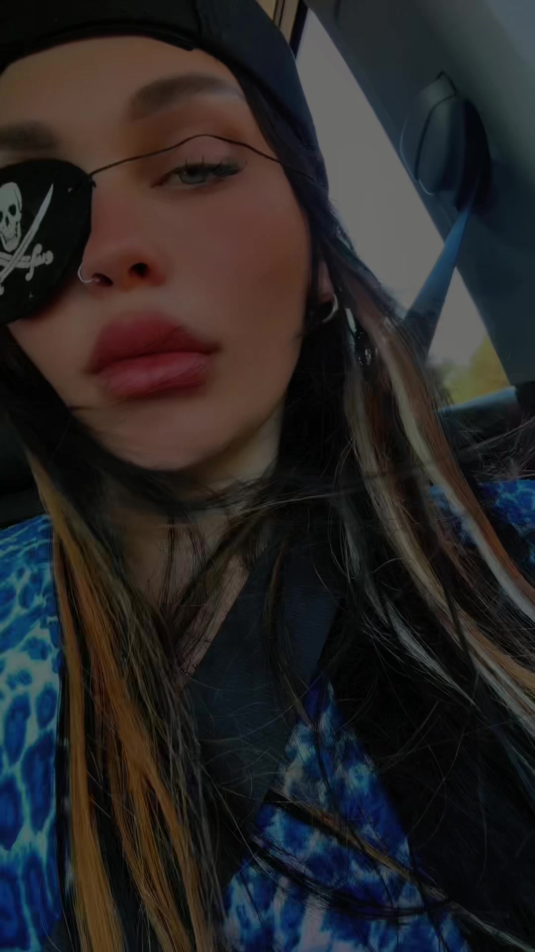@ZAIBATUSHKA😈
