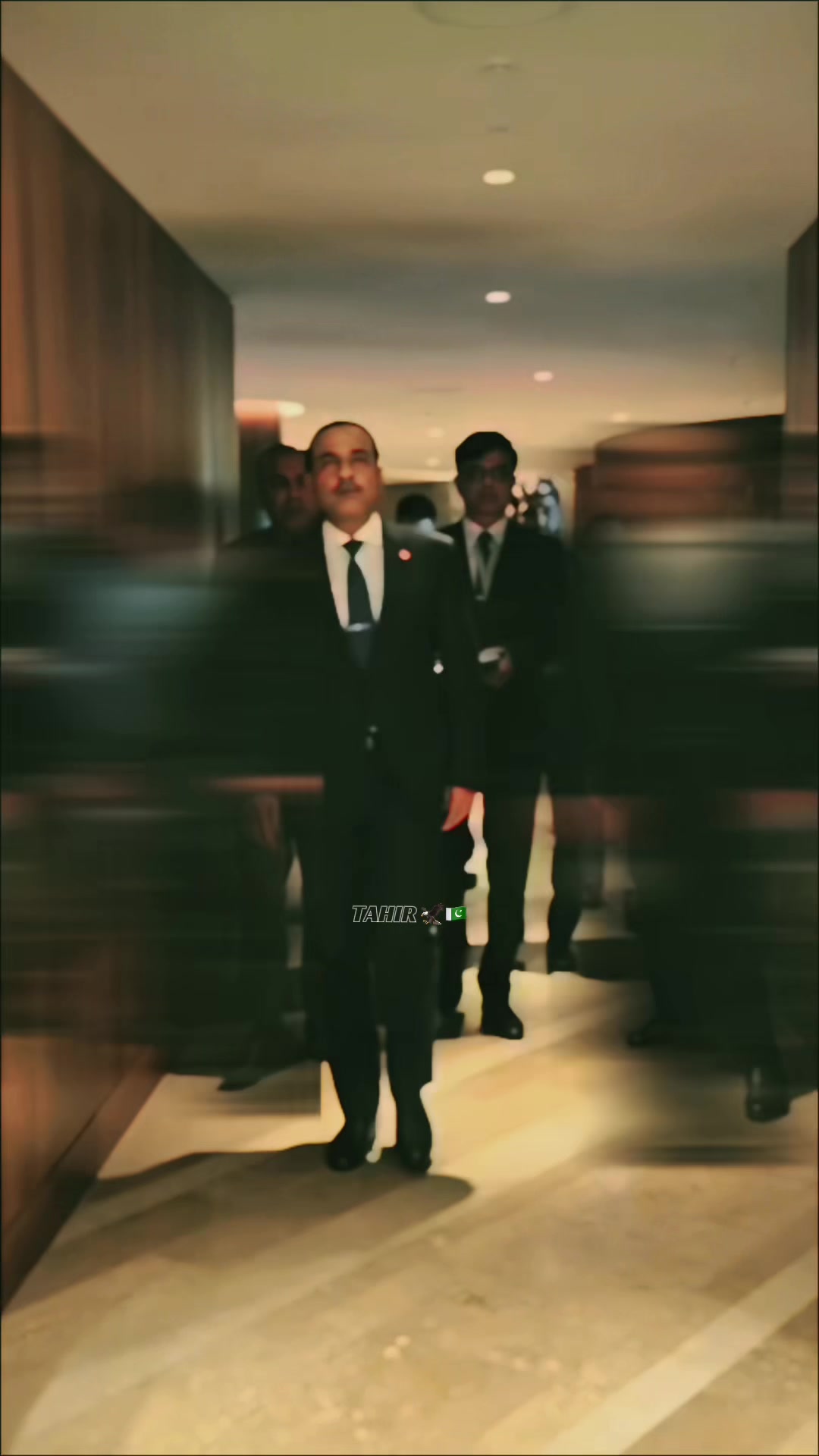 @𝐓𝐀𝐇𝐈𝐑 🦅🇵🇰