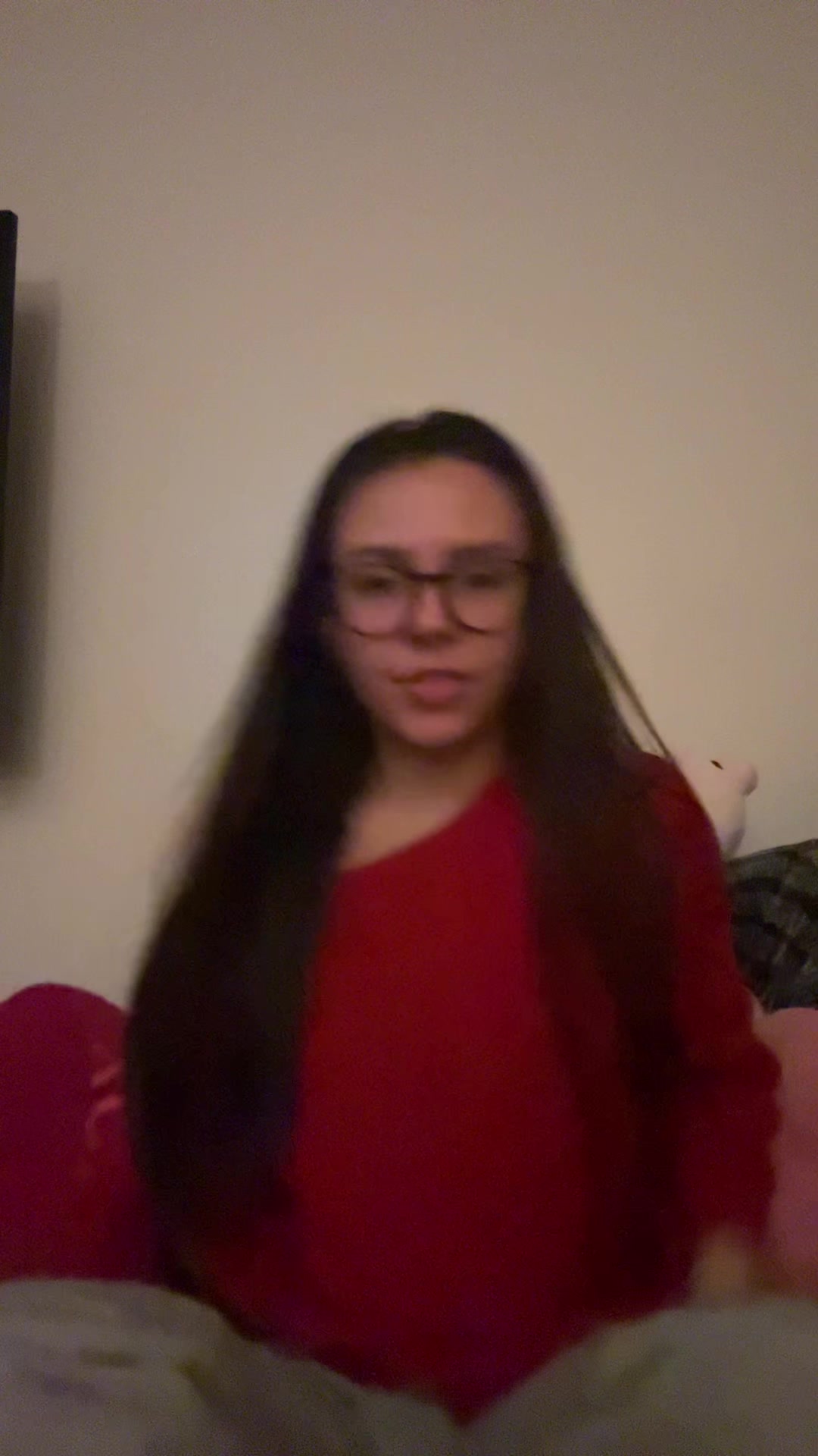 @Bella