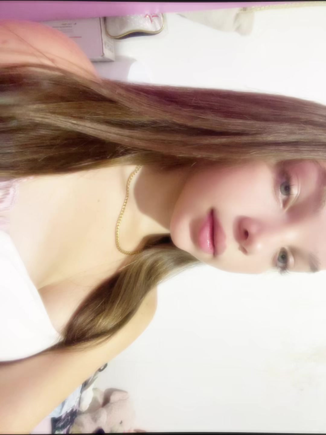 @👤