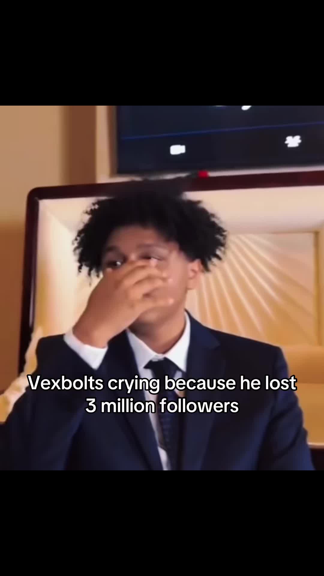 @𝐅𝐢𝐥𝐢𝐩🎈