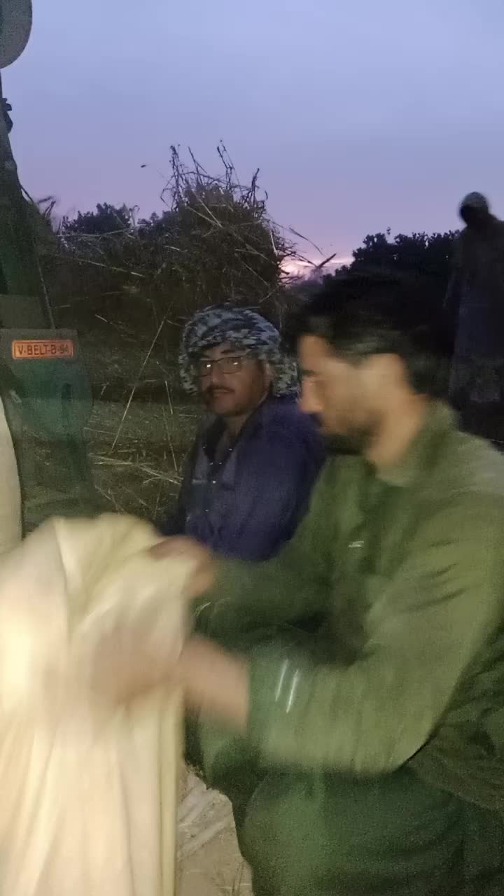 @KHAN BADSHAH