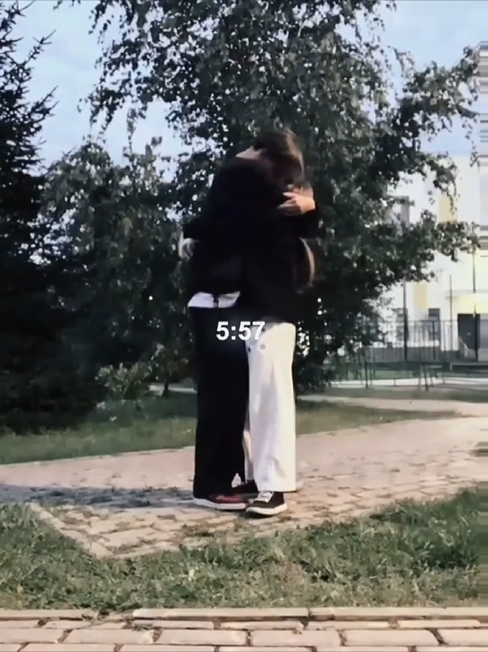 @Roskaꨄ