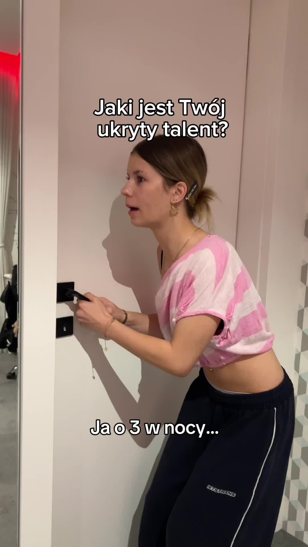 @Aqualessia
