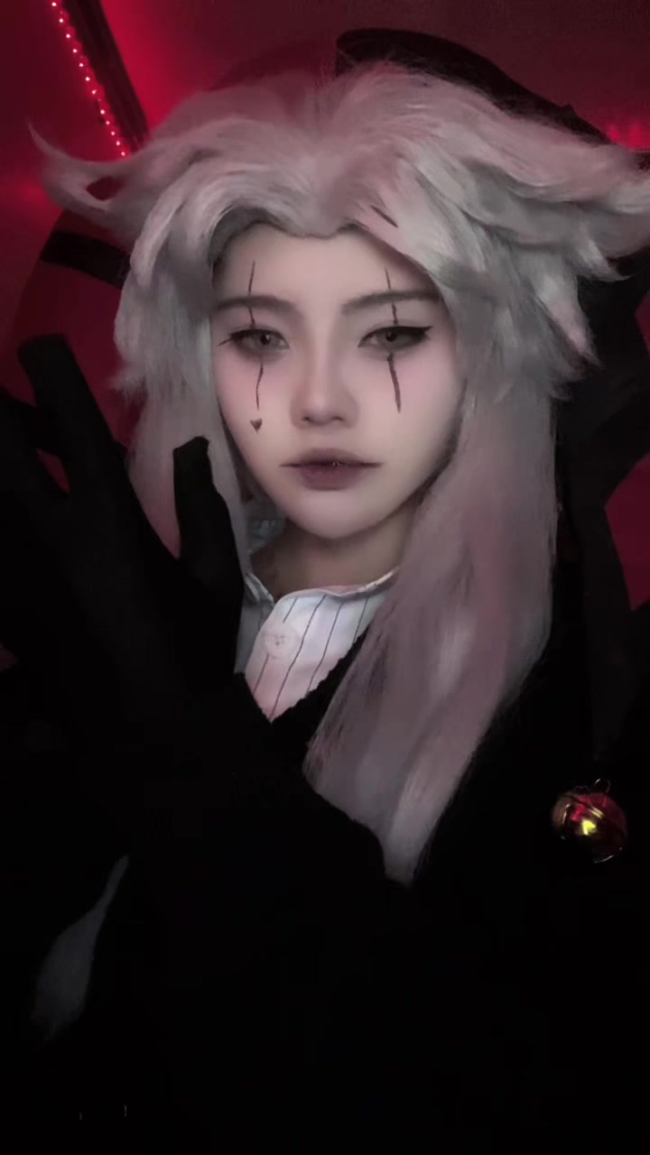 @── 𝓡𝓸𝓼𝓲𝓪𝓷 ──
