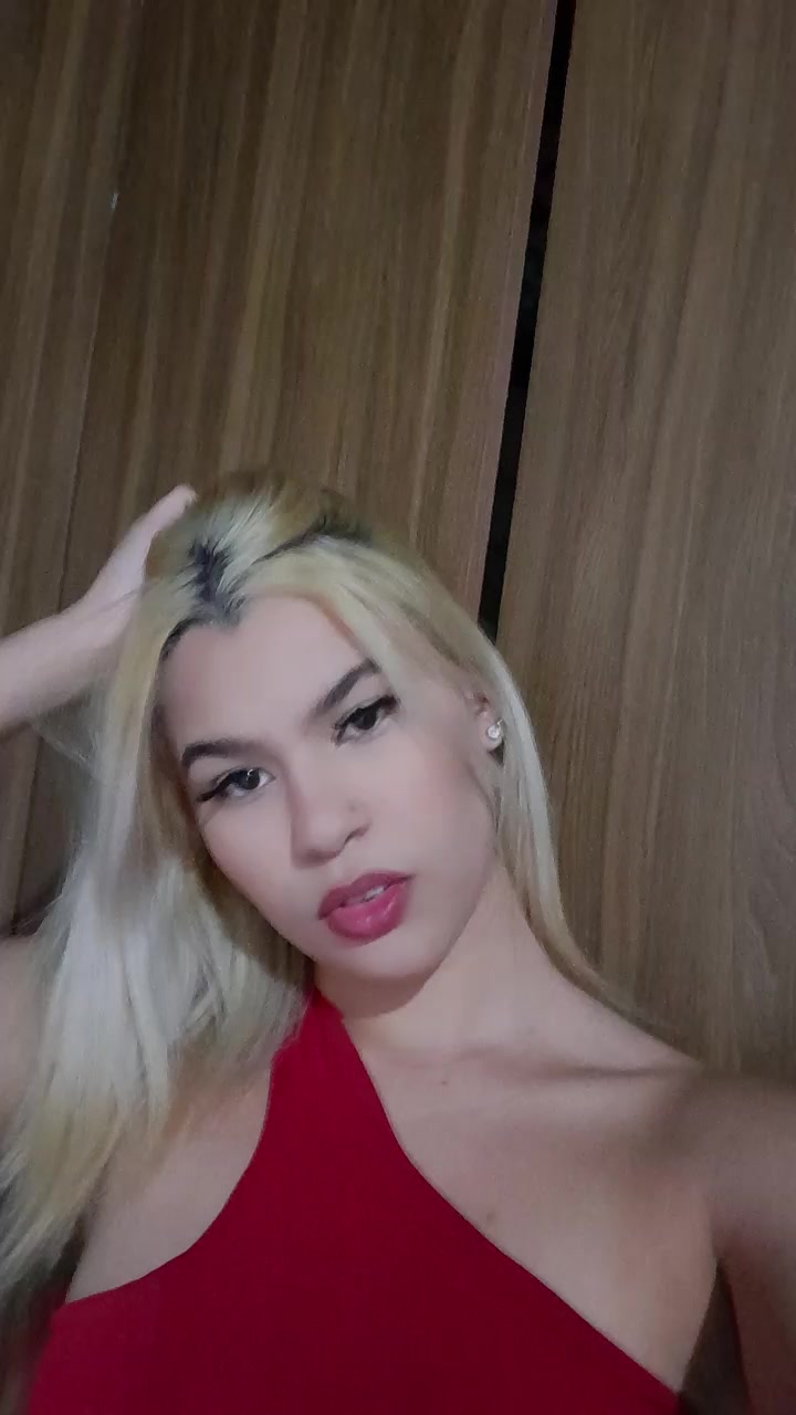 @yasmim