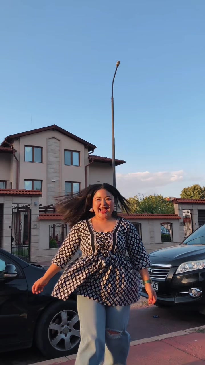 @Usha magar 🇧🇬🇪🇺