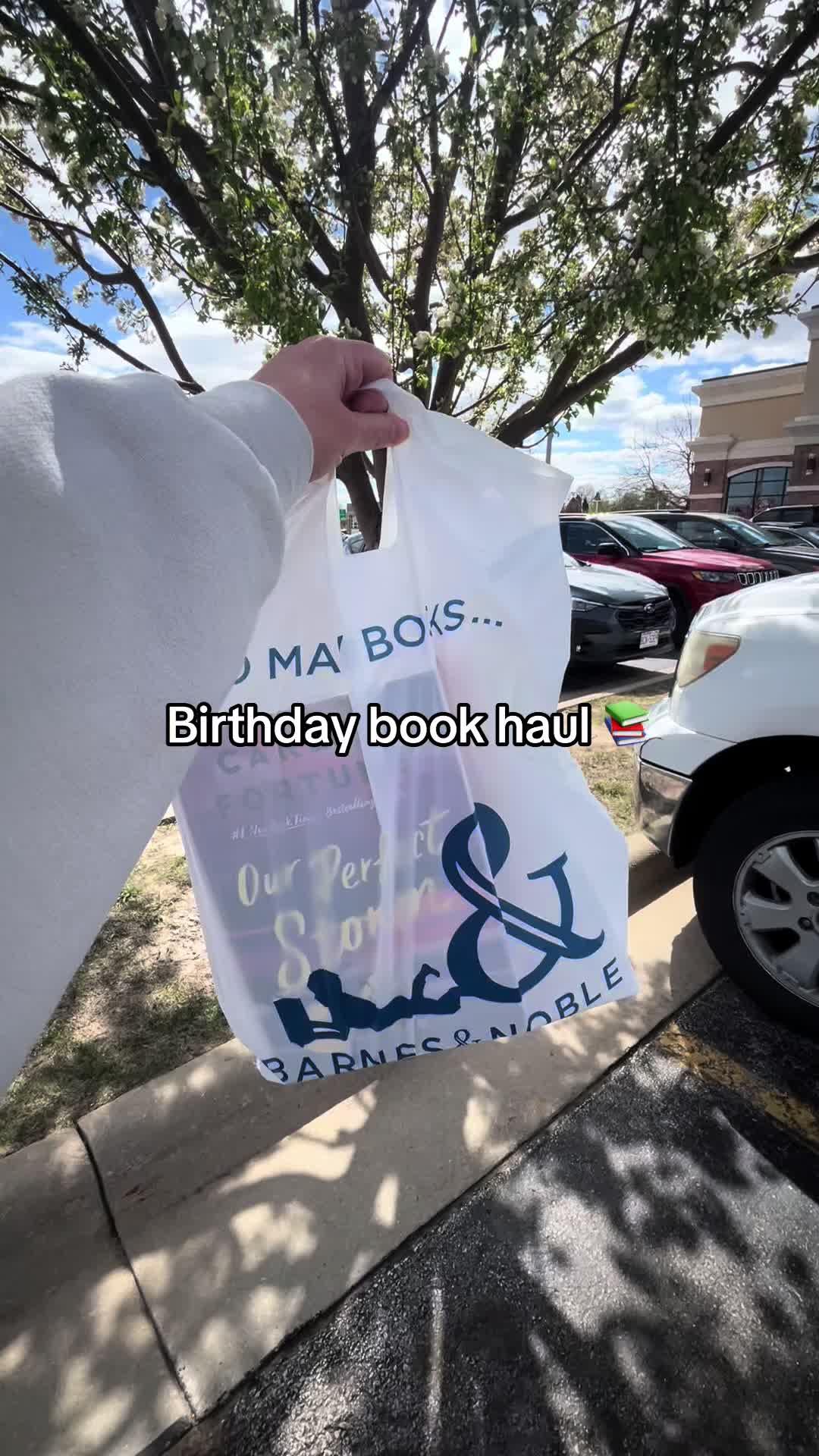 @kels | booktok📚✨