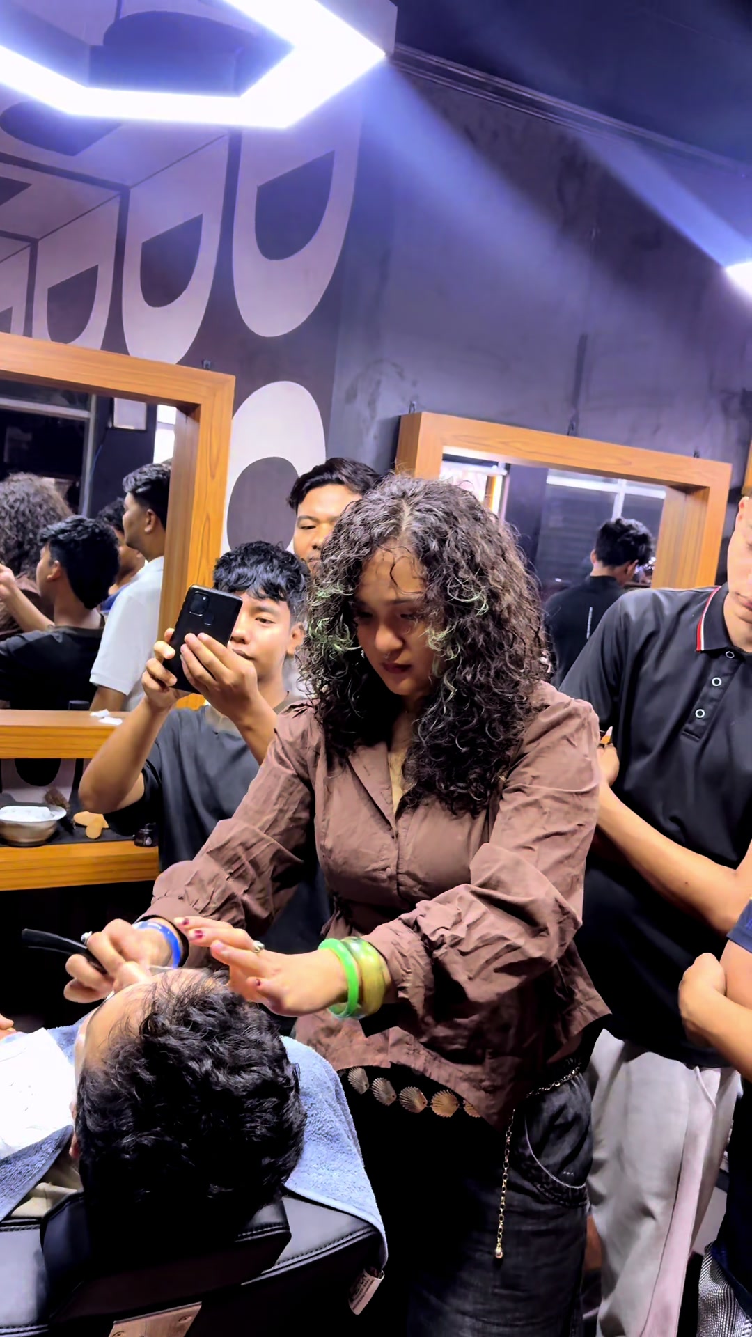 @Monica Lama💈