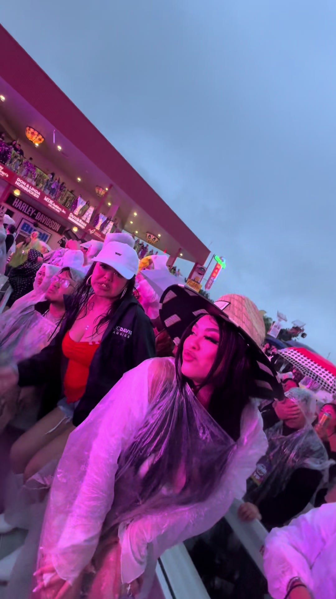 @Sabrina Leyang