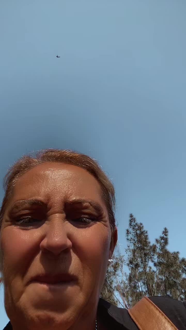 @Tina