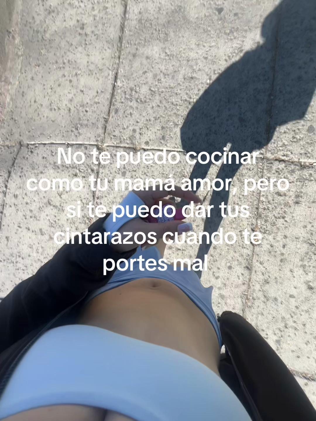 @thequeenisabell
