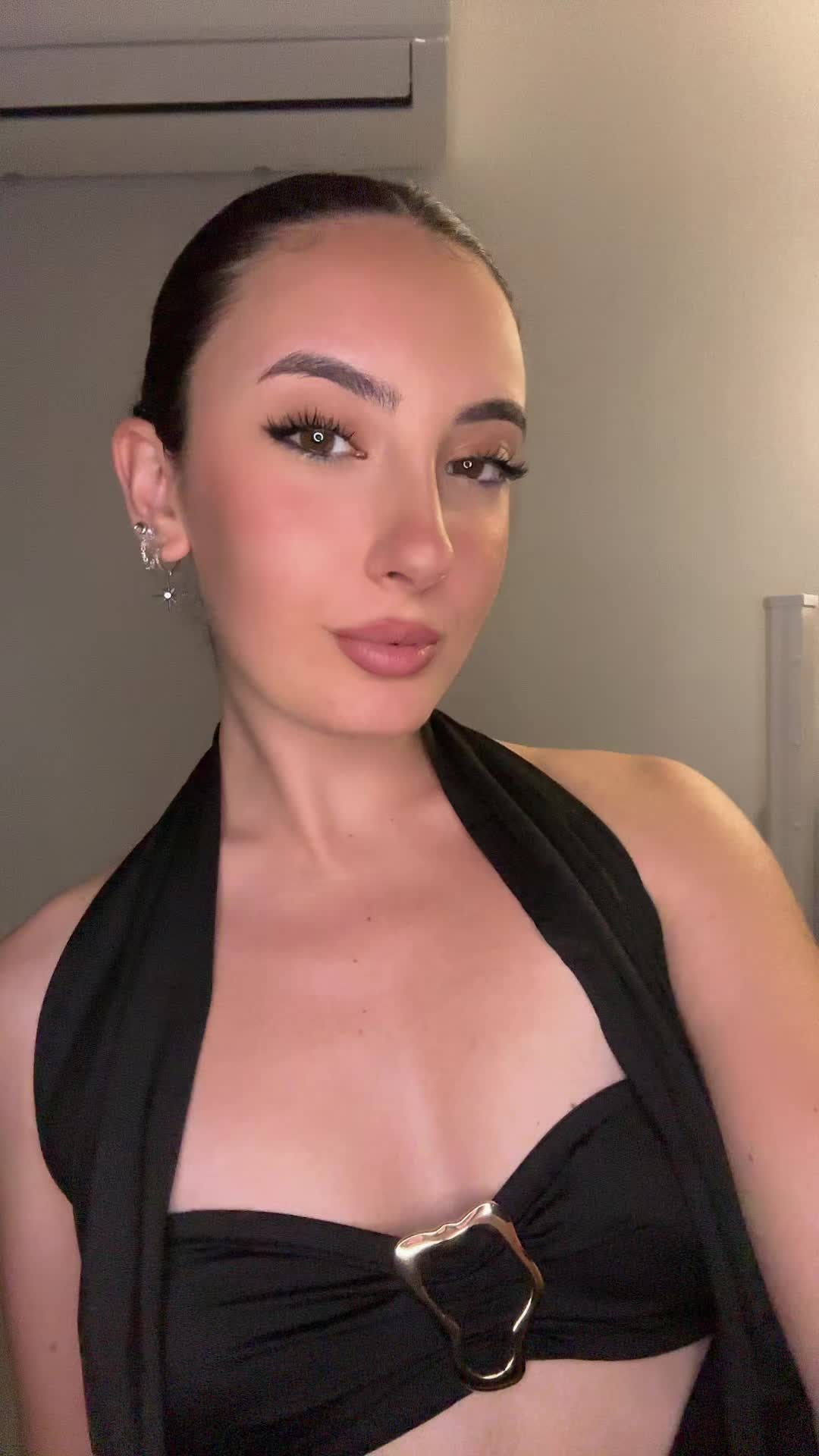 @𝙎𝙖𝙧𝙖🧸