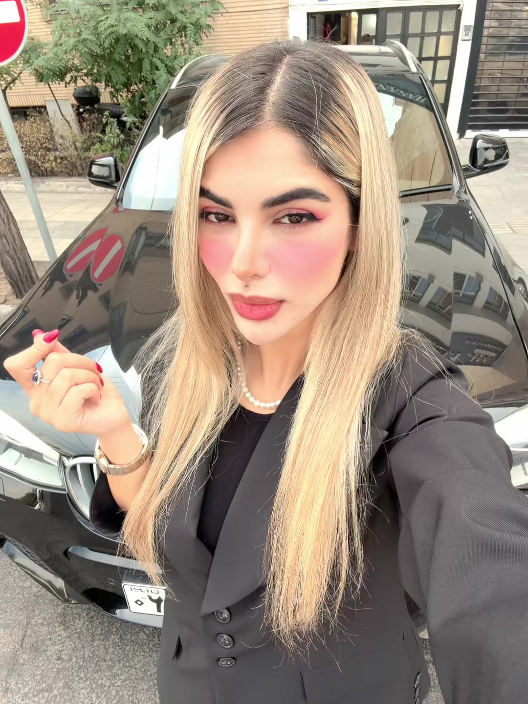 @Niloofar