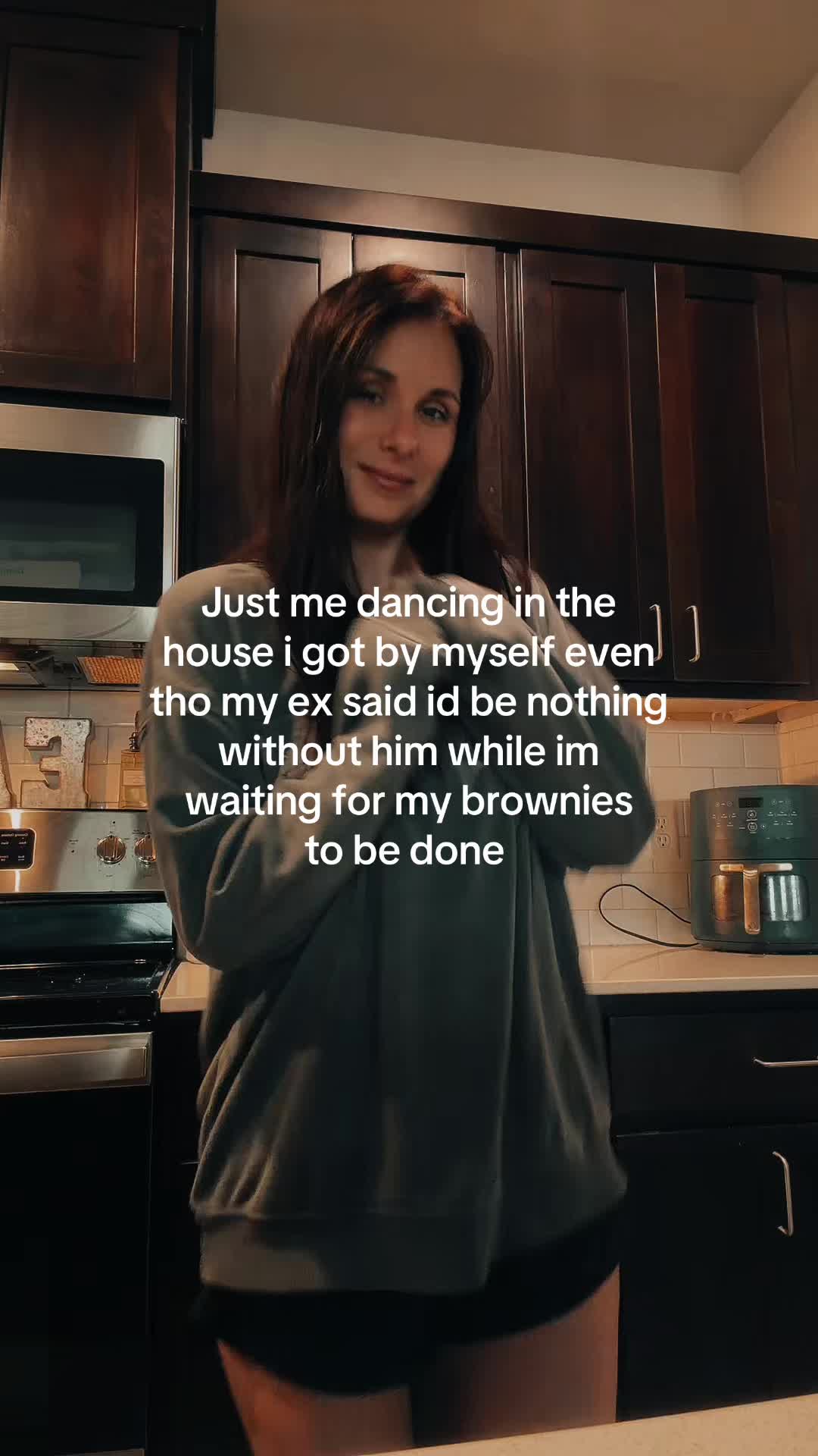 @Hallie Elizabeth ⚡️