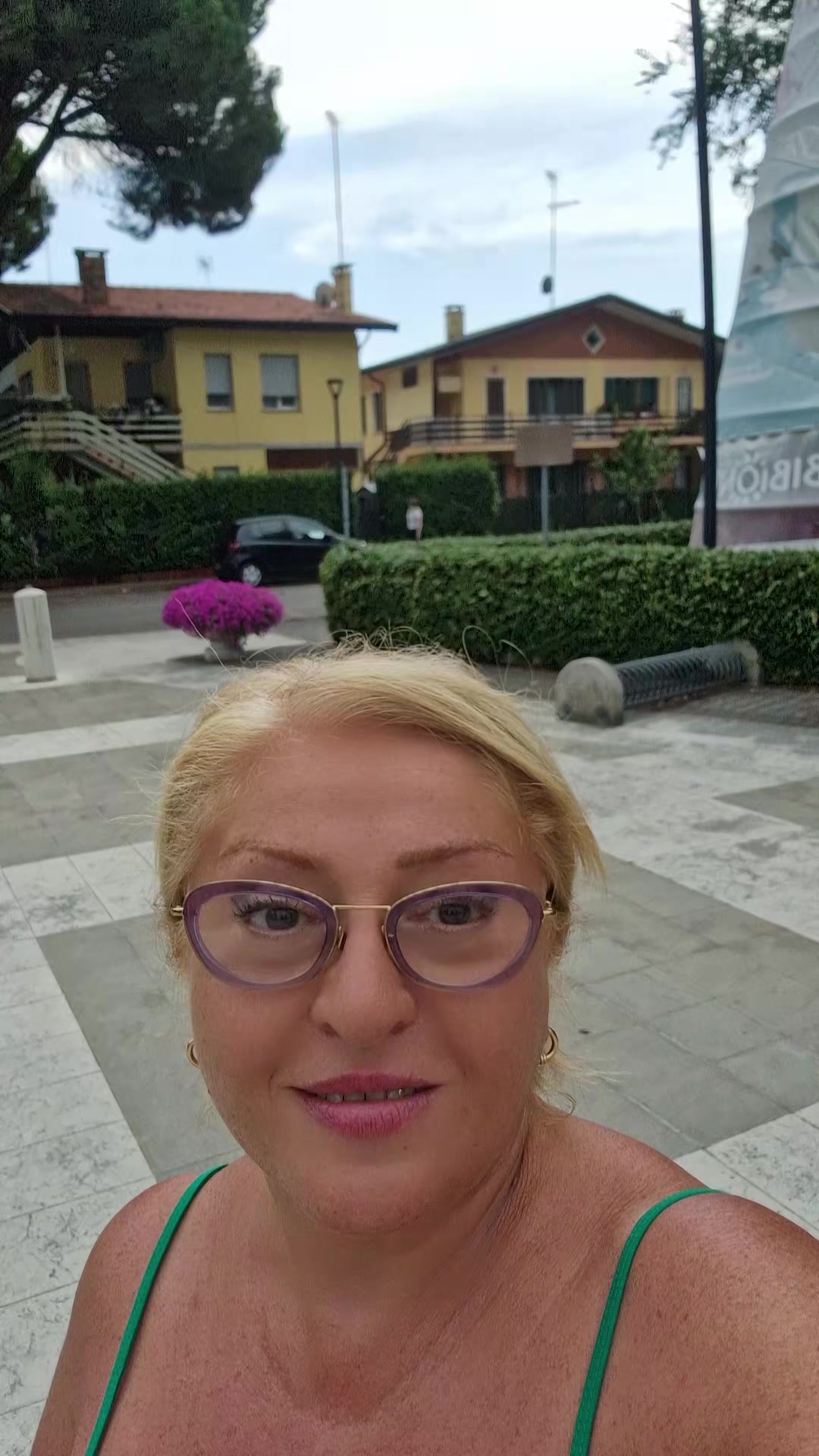 @user348922318047