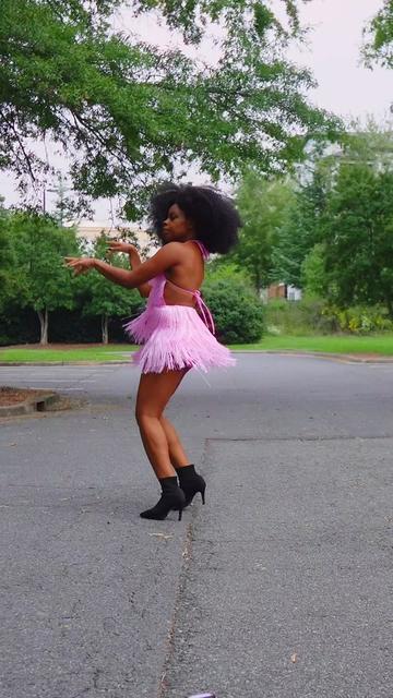 @Ayannamars | Dancer