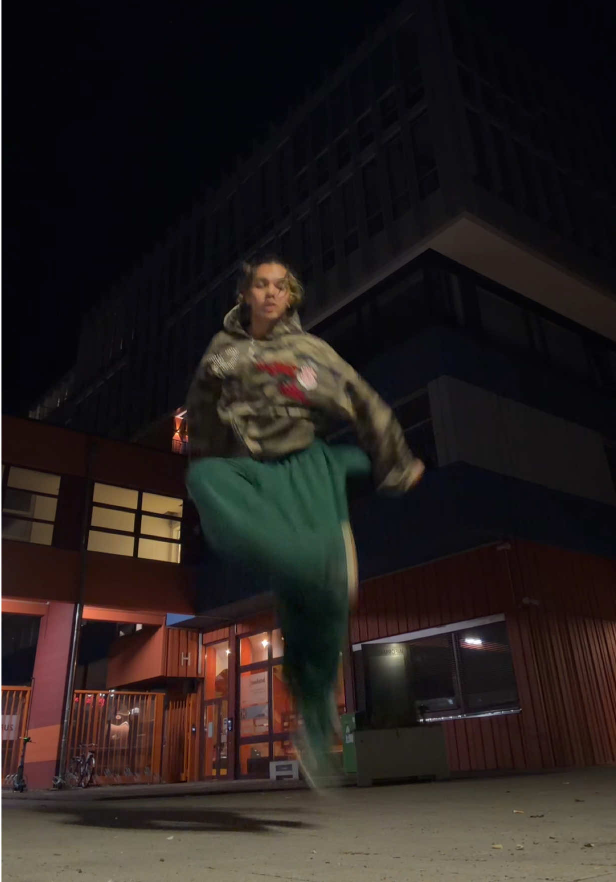 @localdancefluencer