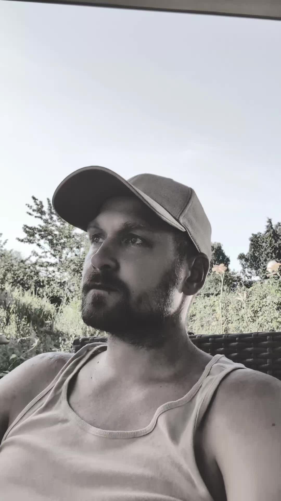 @Rockabasti