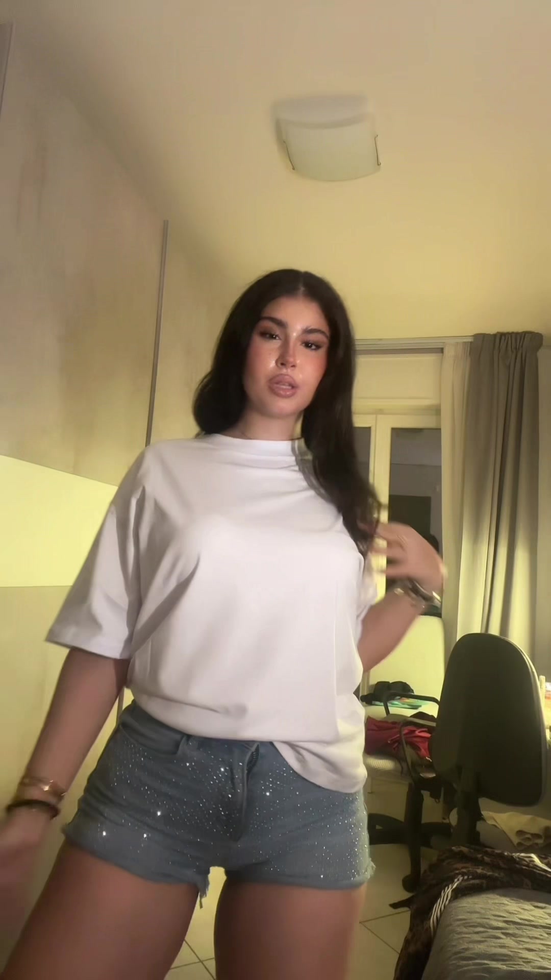 @𝐅𝐋𝐀𝐕𝐈𝐀