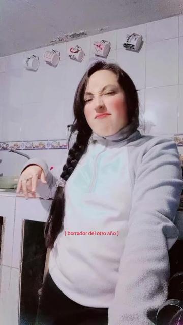 @𝑳𝑰𝒁𝒚🍒