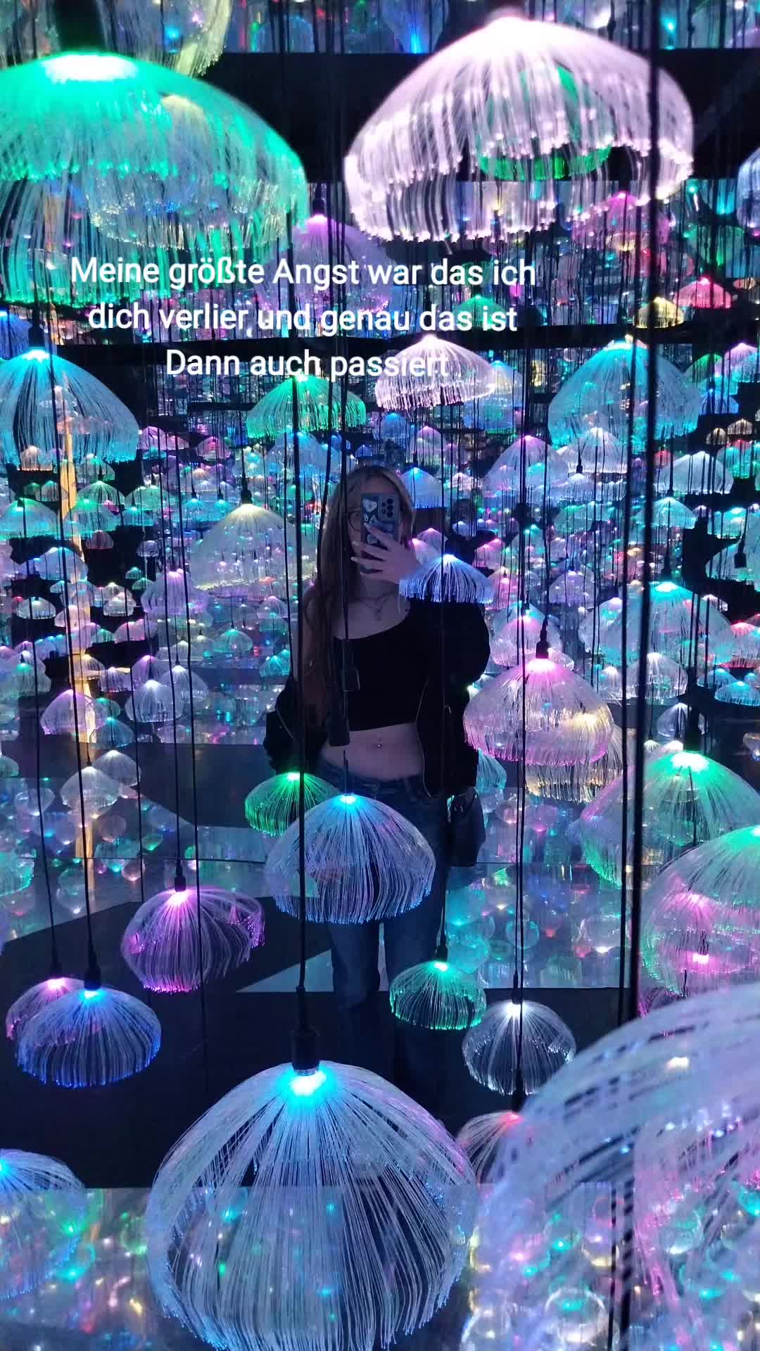 @Bella