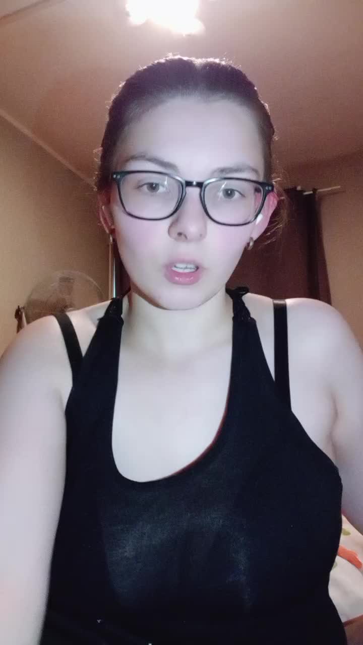 @Victoria🇪🇸🇧🇪🇮🇩