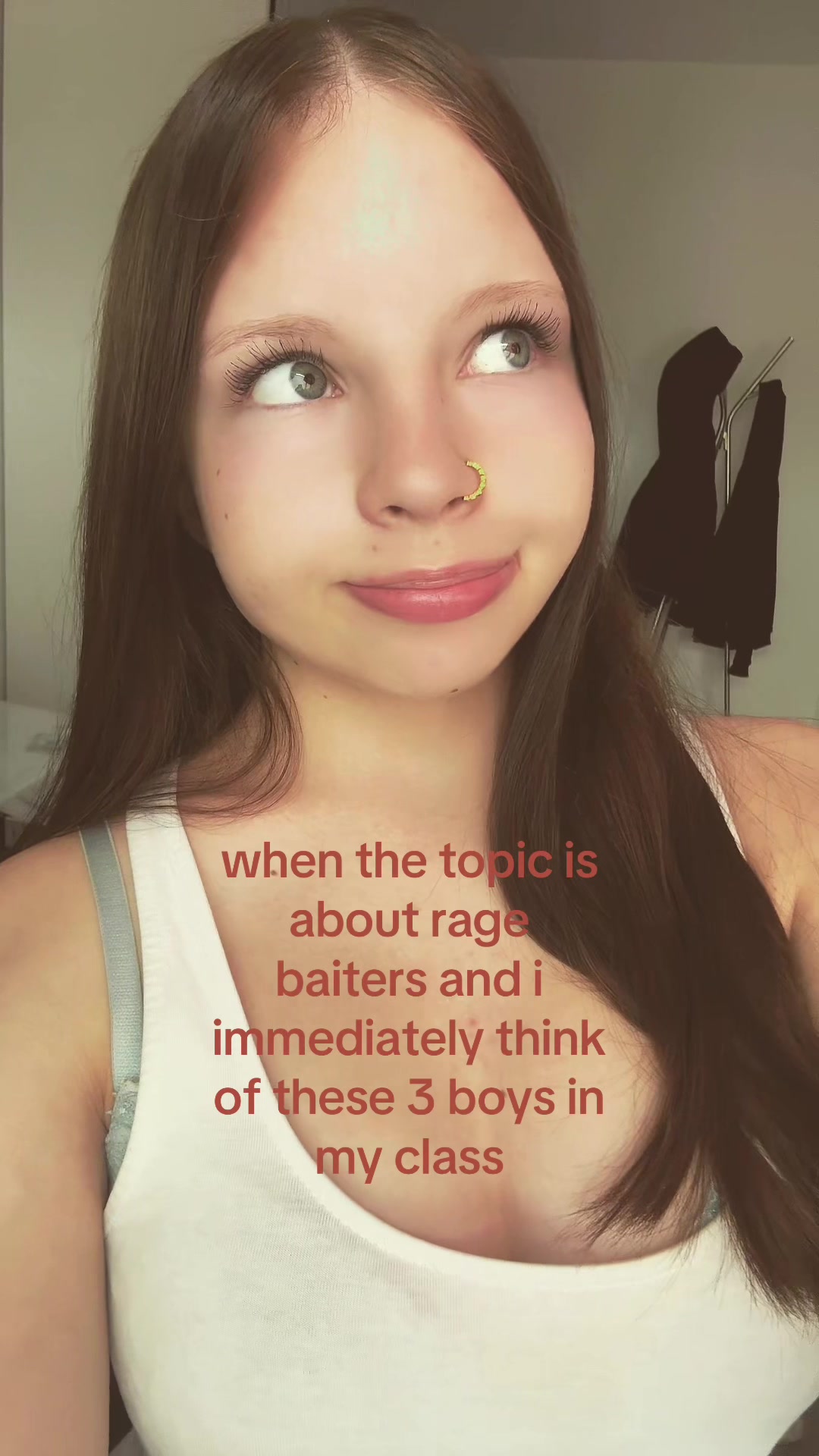 @🫰🏻