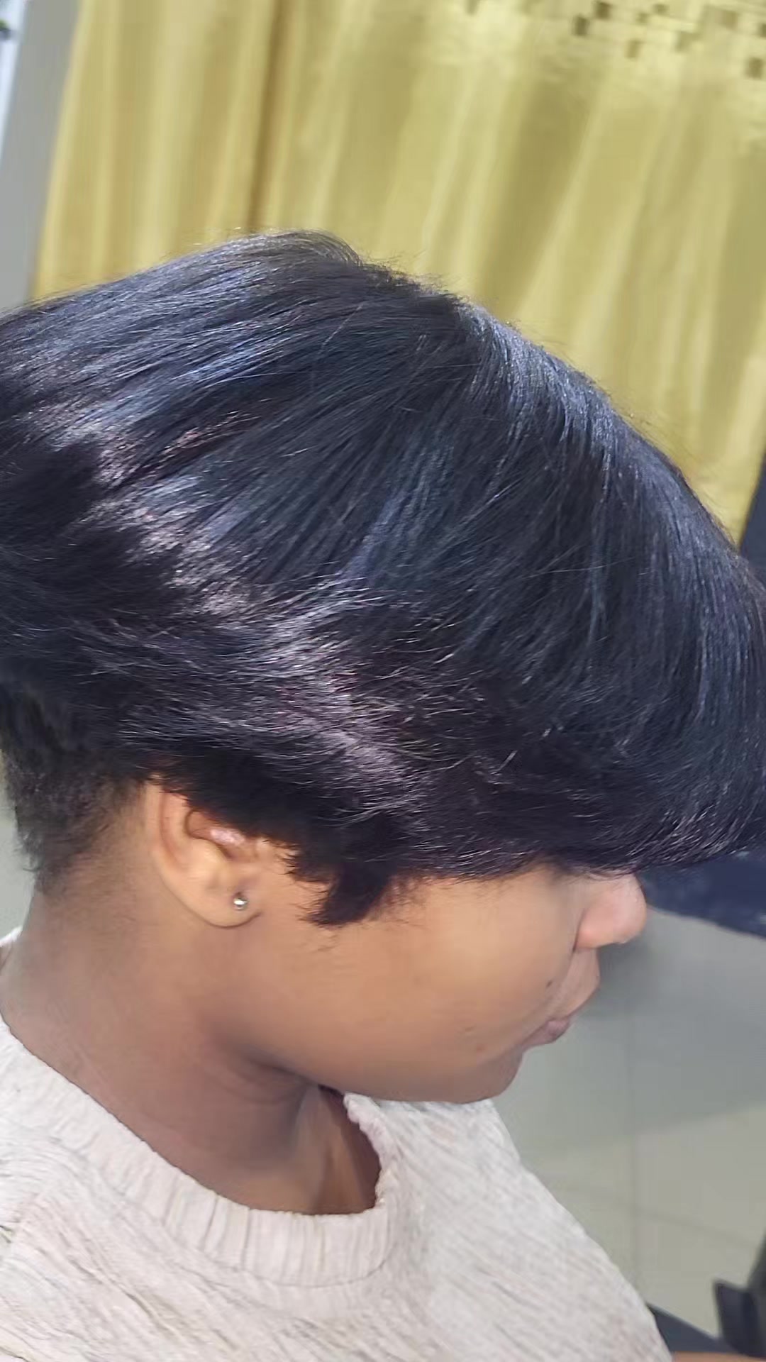 @The Yesit salon