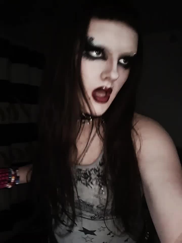 @𝕿𝖆𝖙𝖚𝖒 🦇