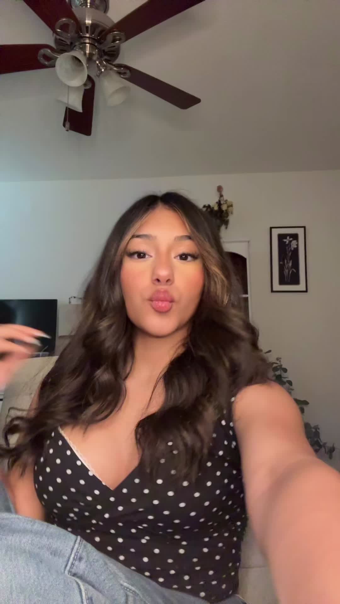 @𝓂𝒾𝒶