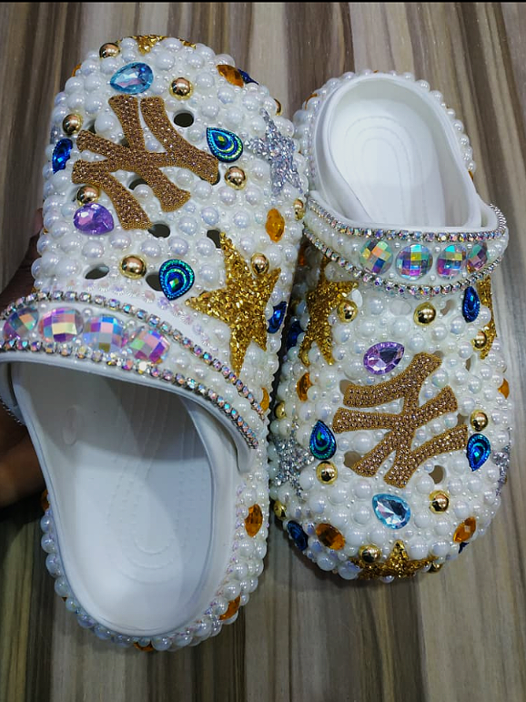 @Footwear Vendor In Trade Fair