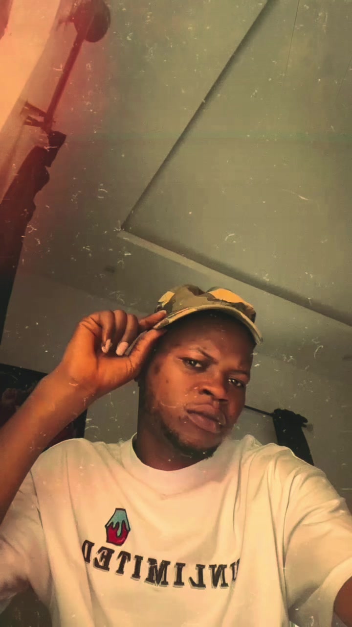 @Silvertee 🫥😇