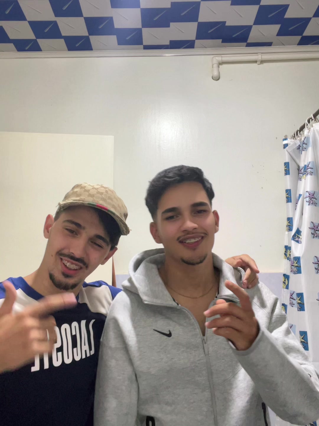 @Redaaa🤍👑