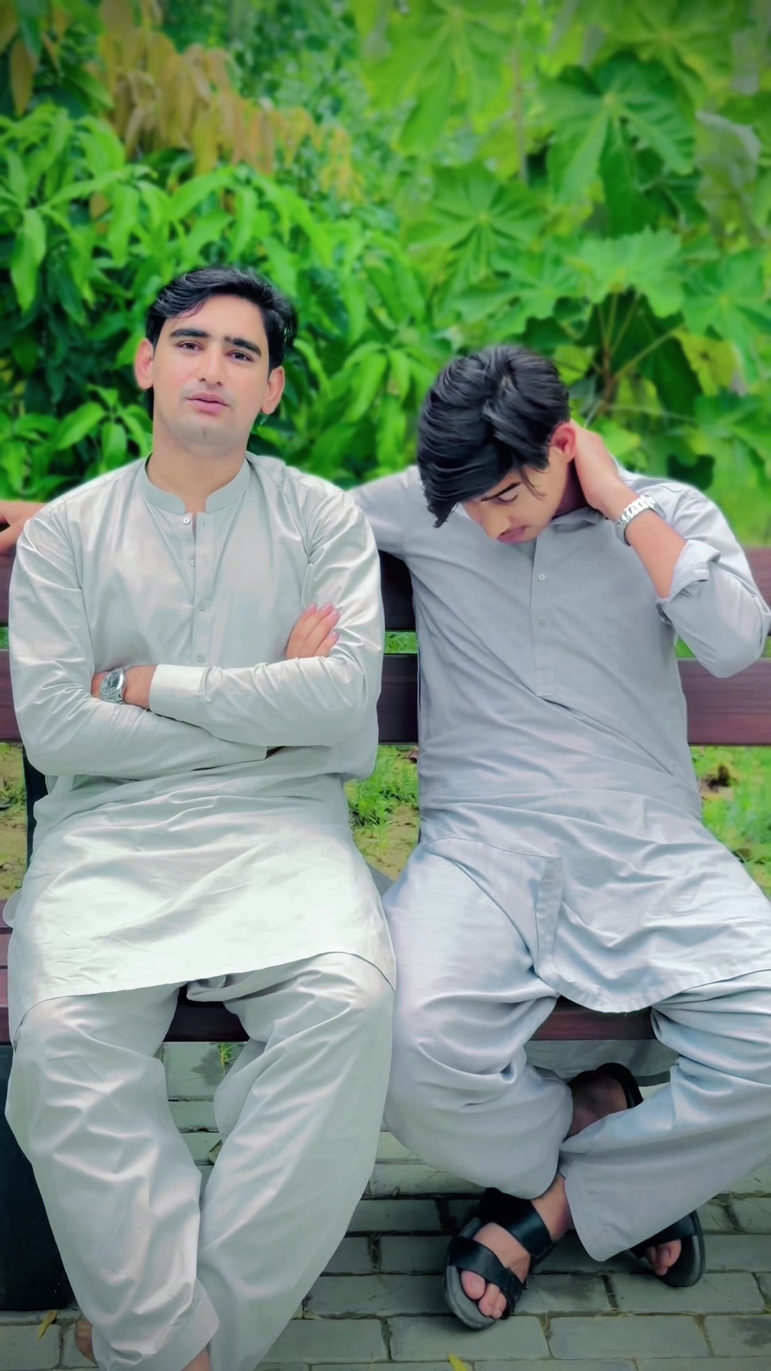 @دلاور نیازی کہتے ہیں 🥷🦅👑😈✅